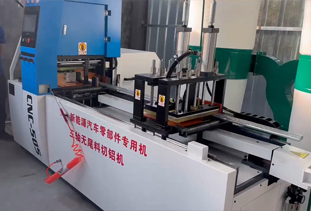 CNC-505新能源汽車(chē)零部件專(zhuān)用機(jī)三軸無(wú)尾料切鋁機(jī)